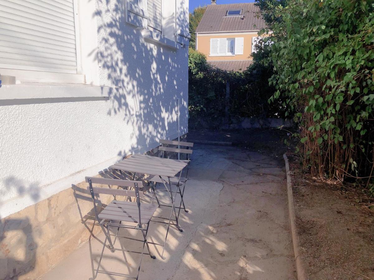 Petite Maison Avec Jardin Dans Banlieue De Paris Cormeilles-en-Parisis Esterno foto