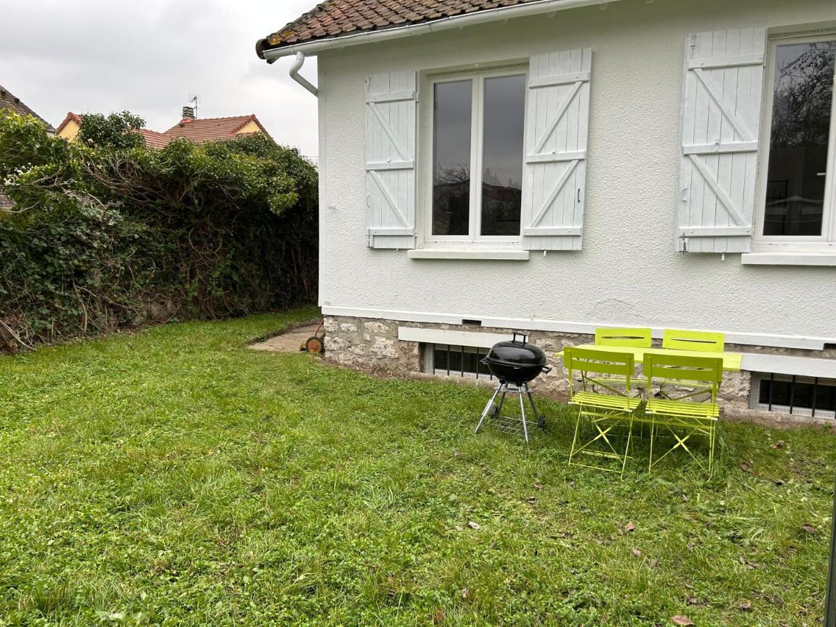 Petite Maison Avec Jardin Dans Banlieue De Paris Cormeilles-en-Parisis Esterno foto